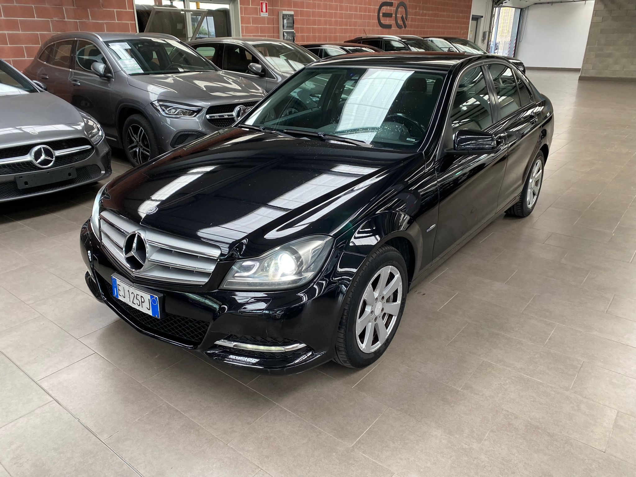 Mercedes-Benz C 200 2143 CC 100 KW elegance