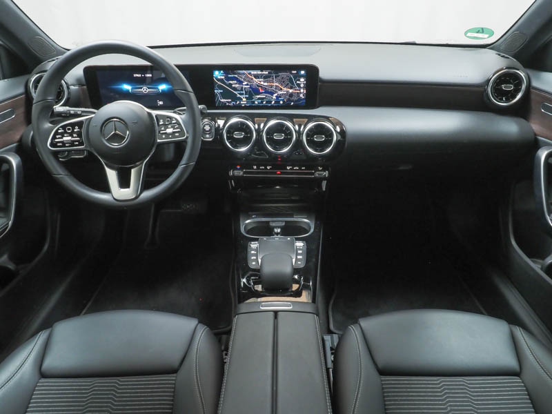 Carosello Mercedes-Benz A 180 1332 CC   136 CV SPORT AUTOMATIC