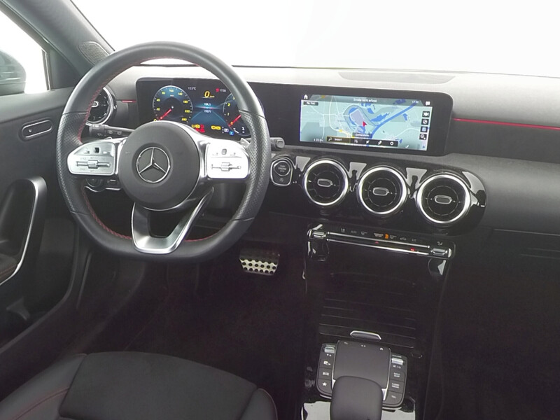 Carosello Mercedes-Benz A 180 1.3 136 CV Premium Automatic