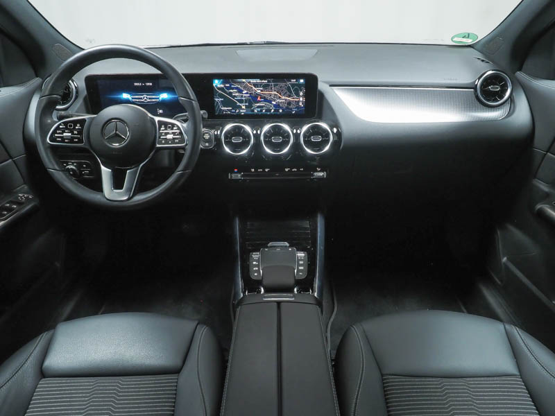 Carosello Mercedes-Benz GLA 200 1.3    163 CV SPORT PLUS  AUTOMATIC