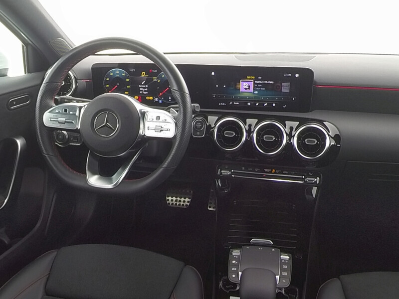 Carosello Mercedes-Benz A 180 1.3 136 CV Premium Automatic
